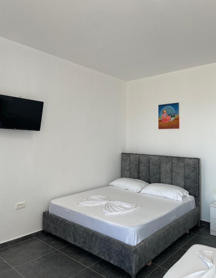 Essos Villas Dhërmi Exteriör bild