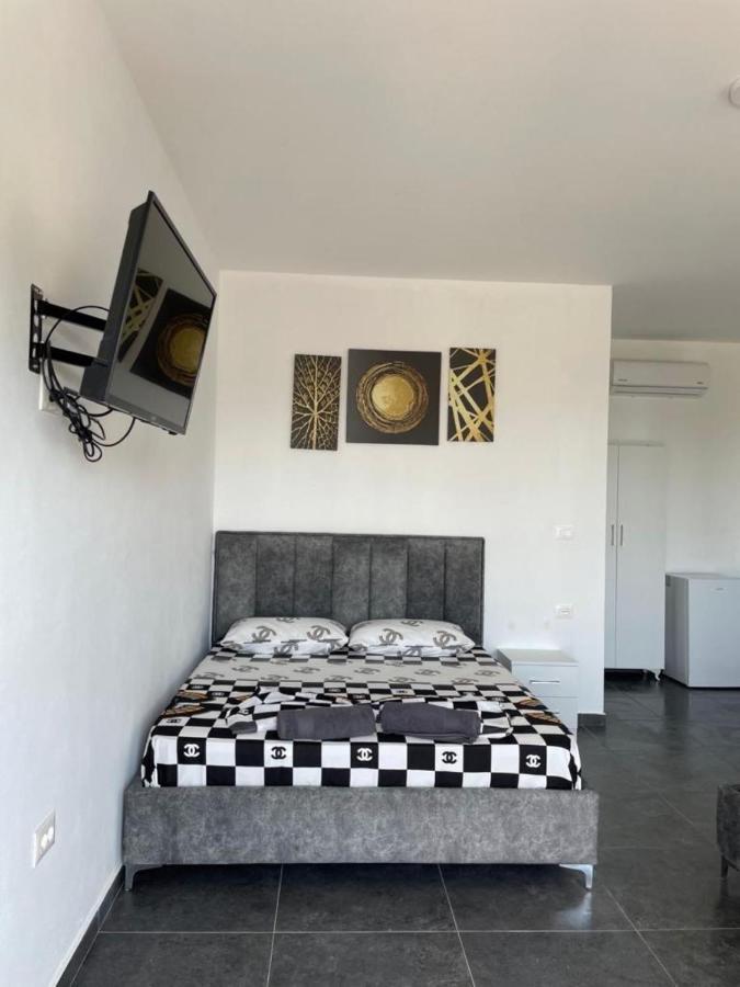 Essos Villas Dhërmi Exteriör bild