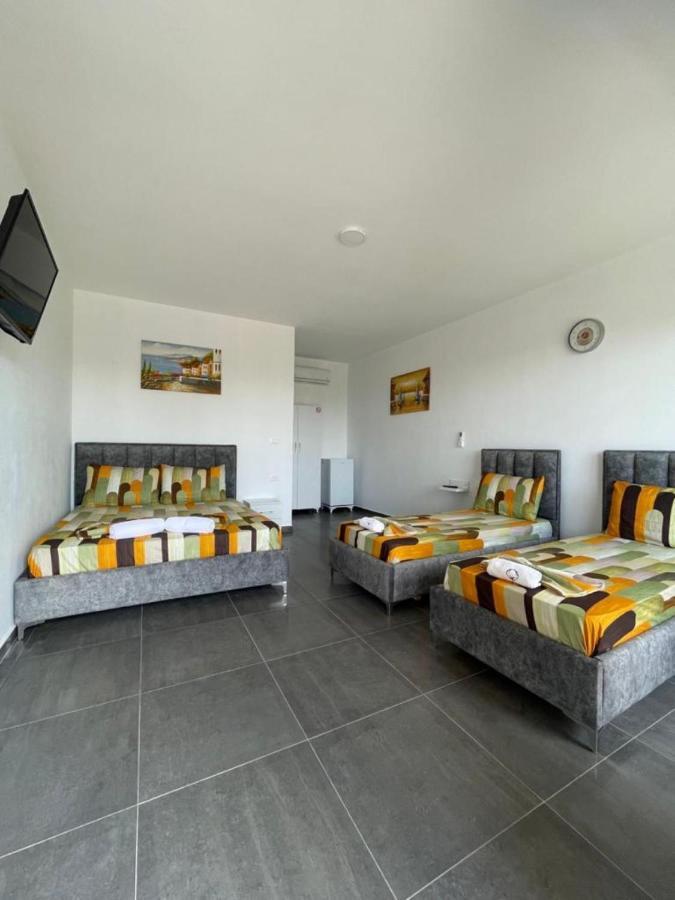 Essos Villas Dhërmi Exteriör bild